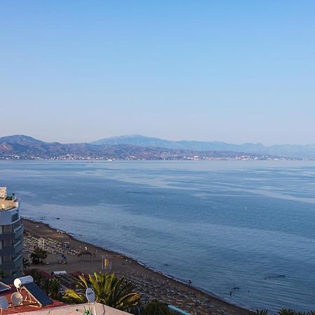 Mar Infinito. Apartment With Dream Views Torremolinos Exterior photo